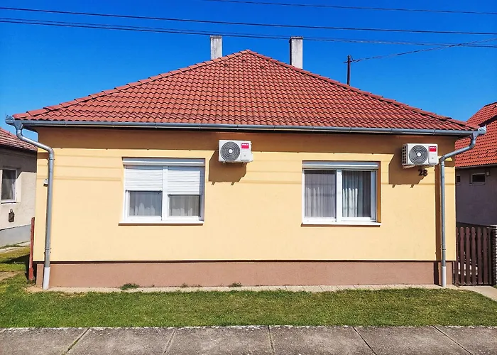 Balaton By Interhome Vakantiehuis